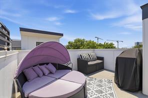 1118 Galveston Avenue - Photo 6