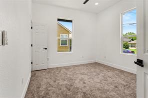 2611 Bourland Street - Photo 24