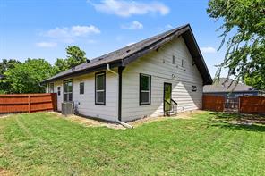 2611 Bourland Street - Photo 25