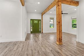 2611 Bourland Street - Photo 4