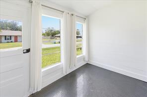 501 N Mignonette Street - Photo 14