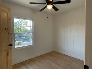 530 Sunnyside Avenue - Photo 3