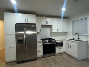 530 Sunnyside Avenue - Photo 4