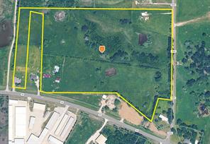 7811 FM 35 - Photo 11