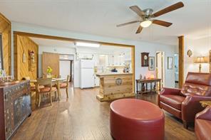 7811 FM 35 - Photo 16