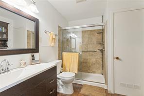 7811 FM 35 - Photo 23