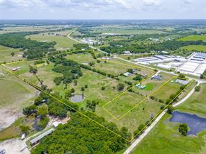 7811 FM 35 - Photo 5