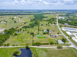 7811 FM 35 - Photo 6