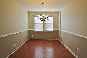 10125 Sourwood Drive - Photo 4
