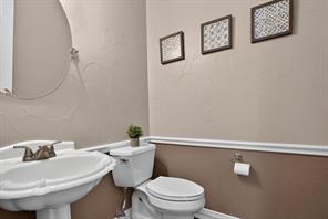 8900 High Meadows Drive - Photo 24