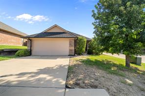 1261 Newcastle Drive - Photo 2