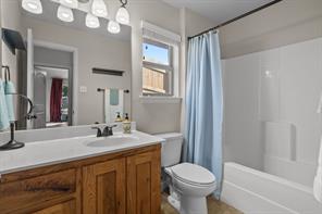 1261 Newcastle Drive - Photo 4