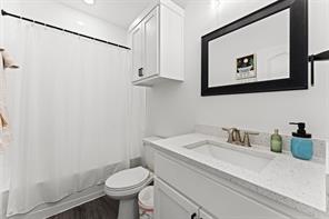 322 E Walnut Street - Photo 22