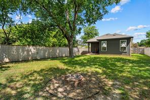 322 E Walnut Street - Photo 34