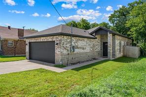 322 E Walnut Street - Photo 36