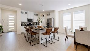 900 Marcellus Court - Photo 4
