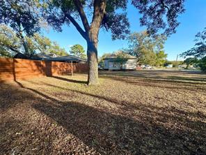 1002 E Calhoun Avenue - Photo 10