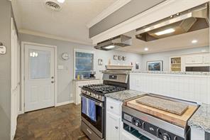 10615 Longmeadow Drive - Photo 12