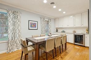 10615 Longmeadow Drive - Photo 2
