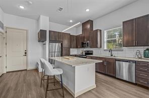 3120 E Park Row Drive - Photo 1