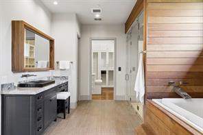 1408 Fountain Grass Court - Photo 17