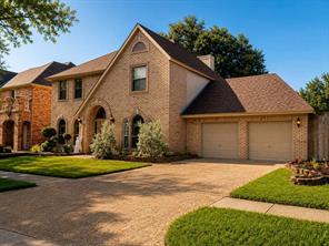 2902 Redstone Drive - Photo 4