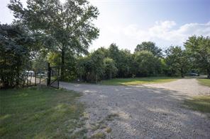 15960 Four Oaks Drive - Photo 34