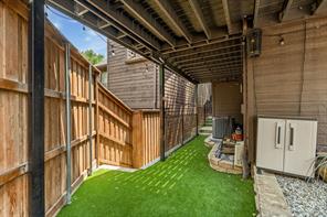 6124 Summer Creek Circle - Photo 39