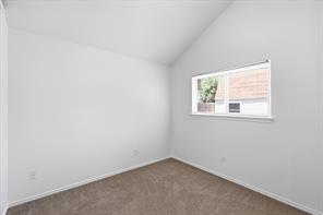 209 Rodeo Drive - Photo 17