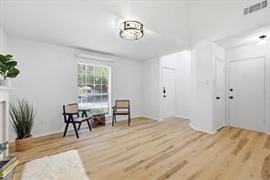 209 Rodeo Drive - Photo 4
