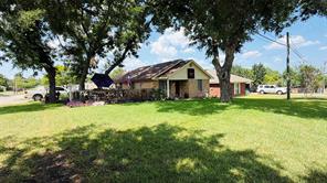 301 E Mimosa Street - Photo 3