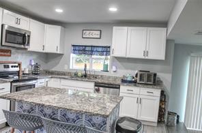 941 Central Street - Photo 7