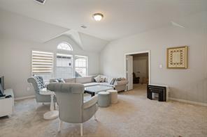 211 Sterling Heights - Photo 16