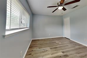 1913 Briarwood Drive - Photo 10