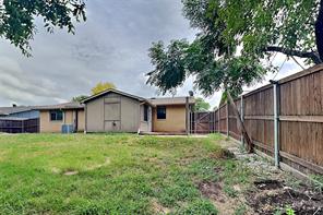 1913 Briarwood Drive - Photo 17
