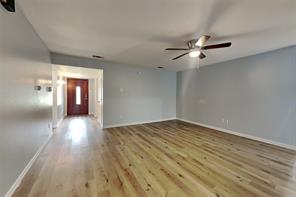 1913 Briarwood Drive - Photo 2