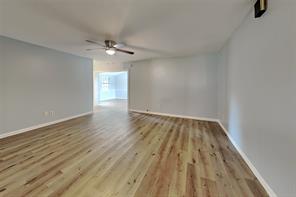 1913 Briarwood Drive - Photo 3