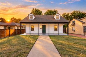 1227 Wilbur Street - Photo 1