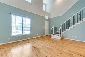 531 Matthew Place - Photo 2