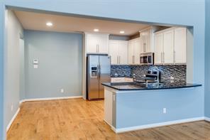 531 Matthew Place - Photo 5