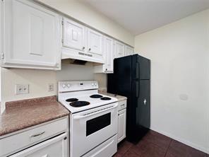 8109 Foxfire Lane - Photo 7