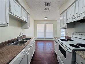 8109 Foxfire Lane - Photo 9
