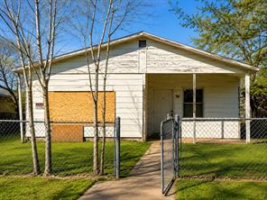 1204 N 8th Street - Photo 1