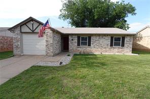 7021 Greenview Circle N - Photo 1