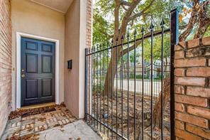 5720 La Vista Drive - Photo 1