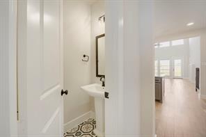 9912 Oak Glade Drive - Photo 12