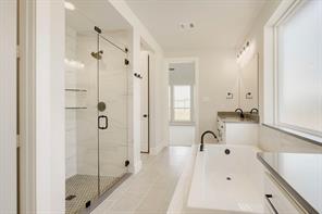 9912 Oak Glade Drive - Photo 16