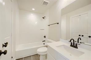 9912 Oak Glade Drive - Photo 24