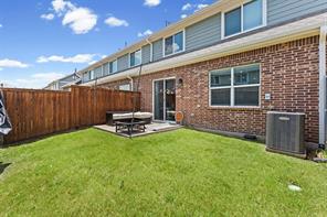 605 Laurel Lane - Photo 7