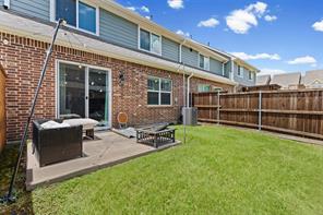 605 Laurel Lane - Photo 8